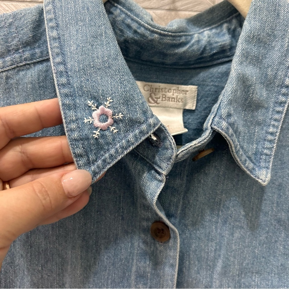 Christopher & Banks Embroidered Noah’s Ark Denim Button Up Long Sleeve Shirt med - Picture 5 of 9